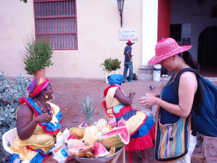 Buying fruit in Cartagena