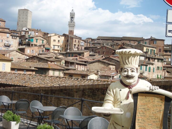 Sienna Chef Statue