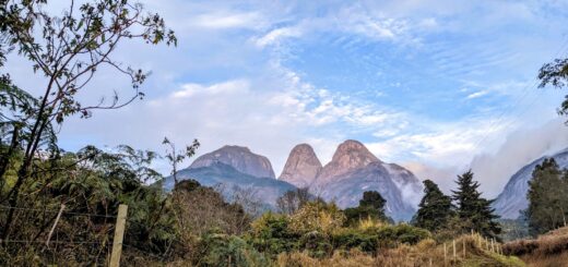 Tres picos at twilight