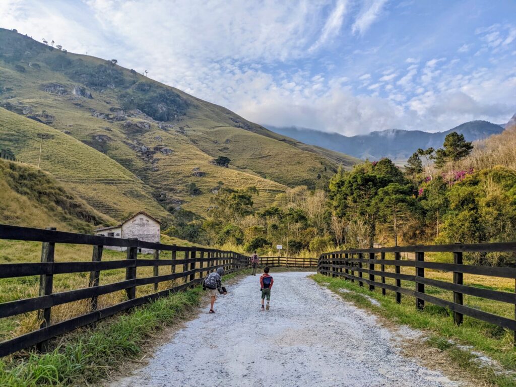 road in vale dos Frades